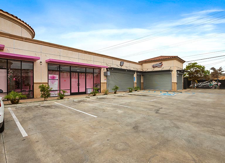 3006-E.-Florence-Ave.,-Huntington-Park,-CA-9